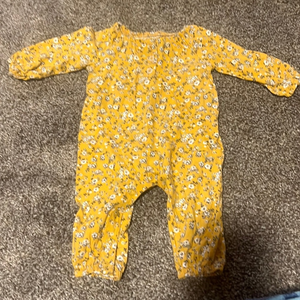 Carters yellow floral 3 month jumper